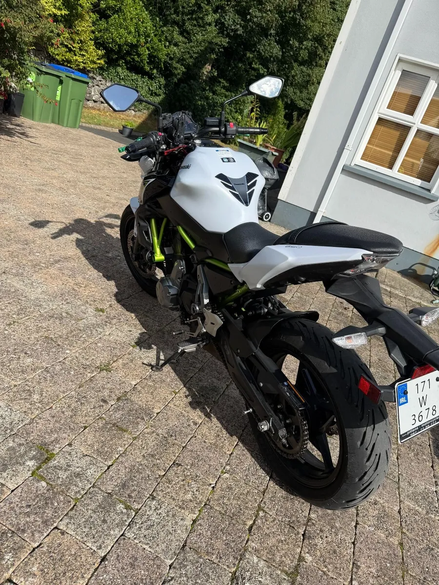 Kawasaki Z650  2017 - Image 4