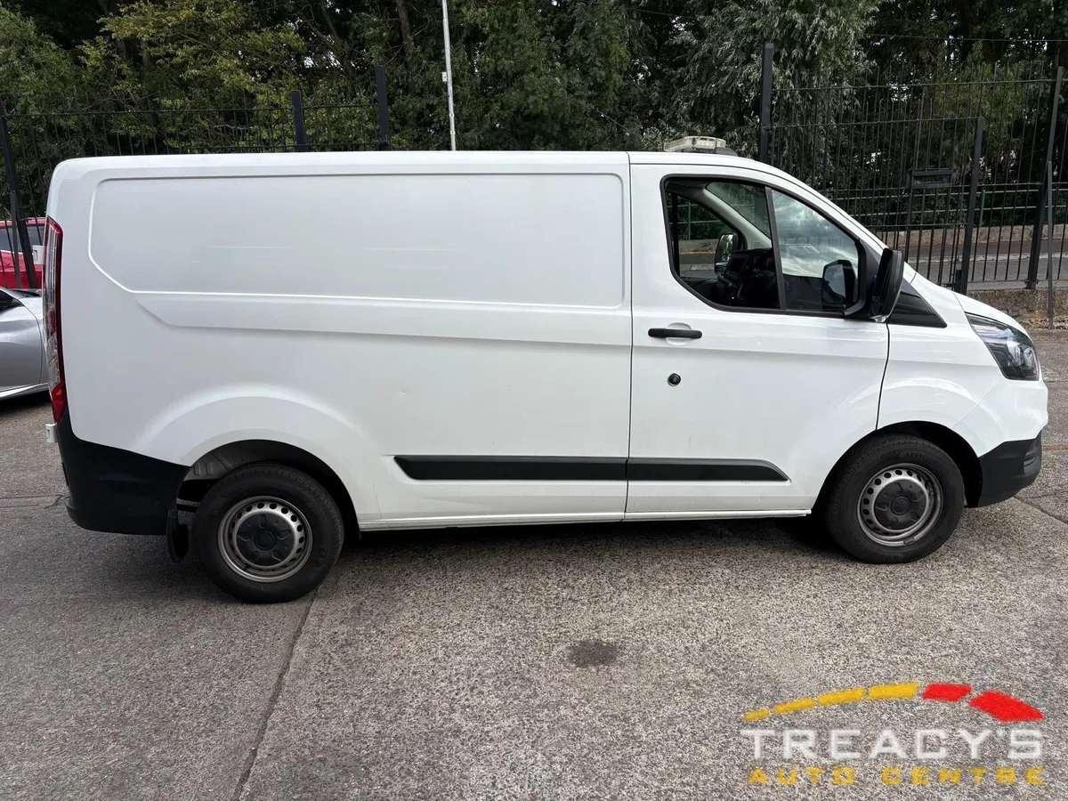 Ford Transit Custom 2021 €16219.51+VAT=19950 - Image 3