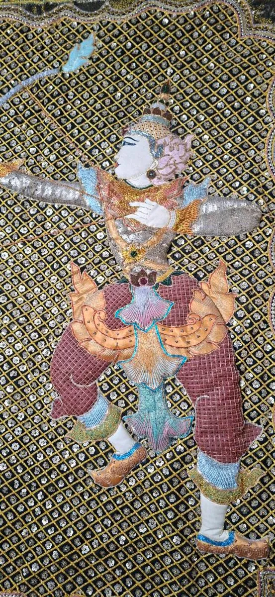 Ornate Asian Wall Hanging - Image 2