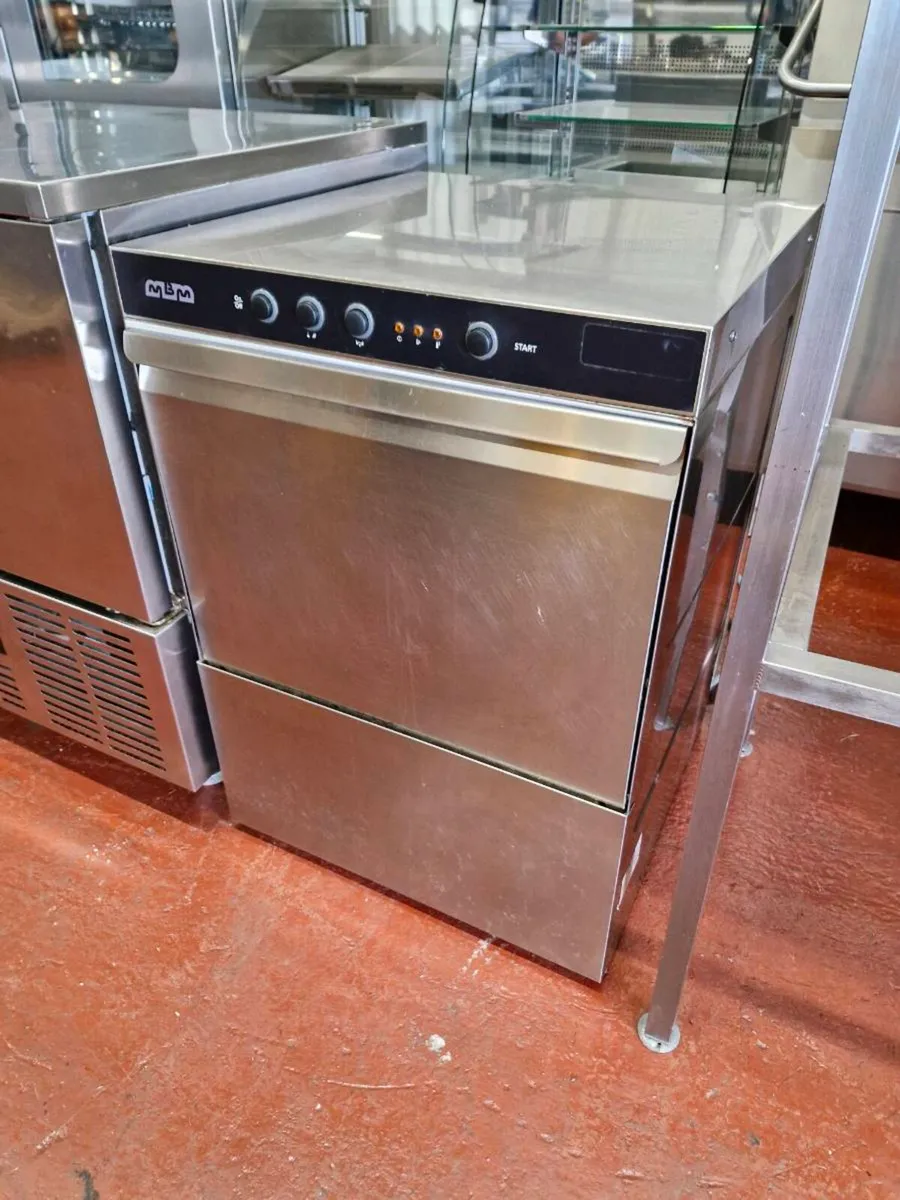 MBM Undercounter Dishwasher - Image 4