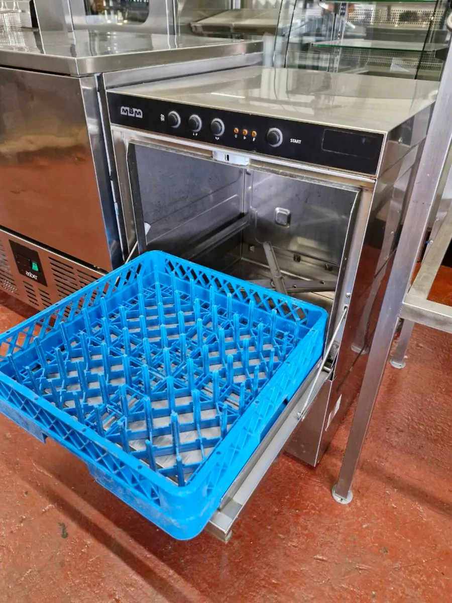 MBM Undercounter Dishwasher - Image 1