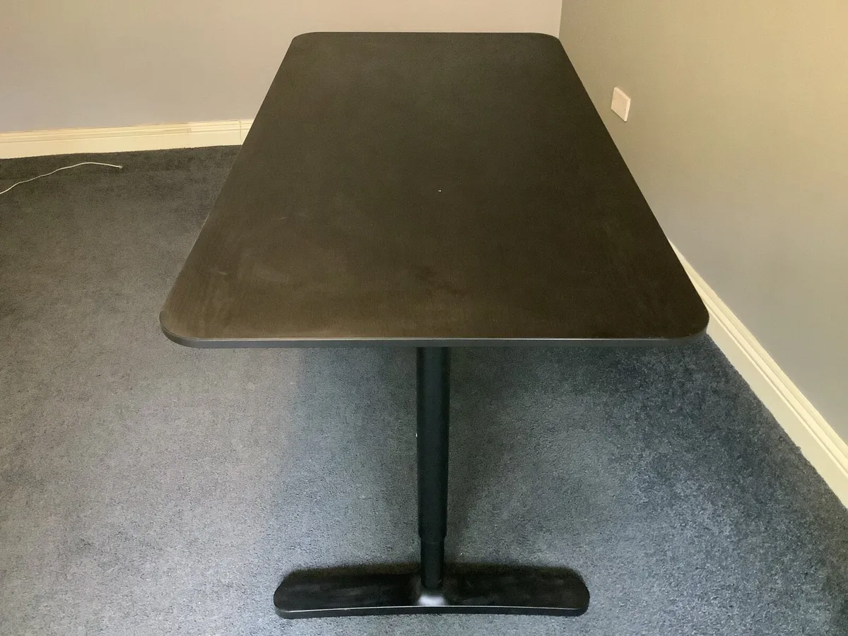 Office desk/table - Image 4
