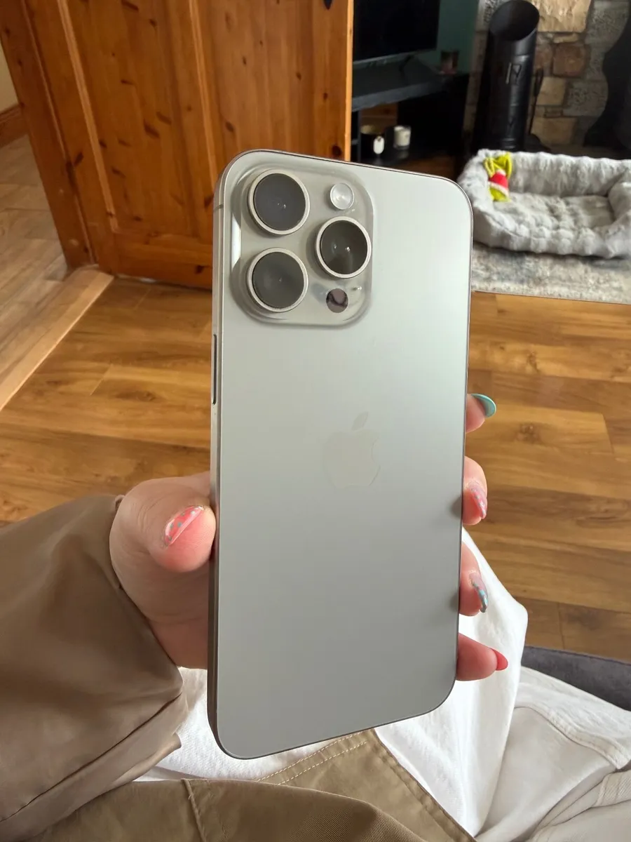 iPhone 15 pro max - Image 2