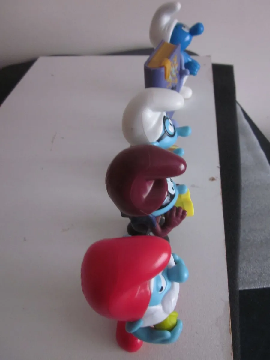 Burger King Smurfs  Figures X5 - Image 3