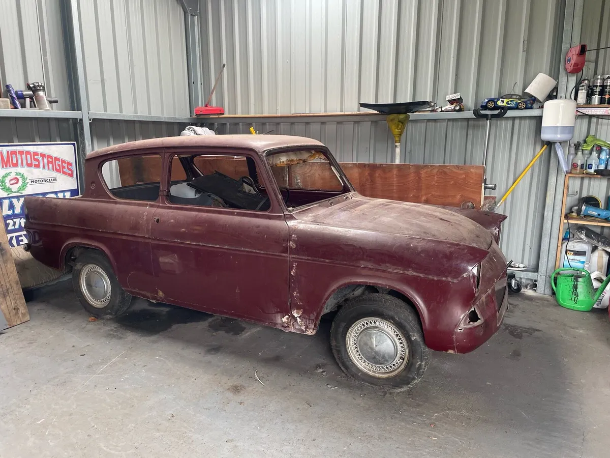 Ford Anglia - Image 4