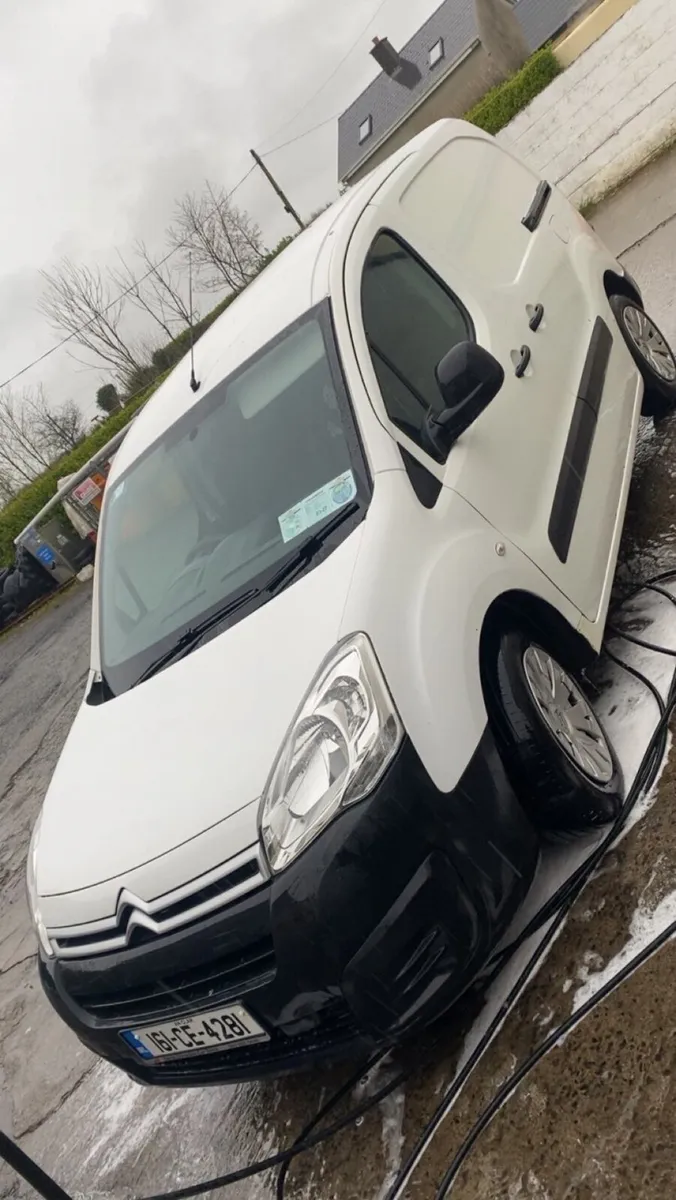 Citroen Berlingo 2016 - Image 2