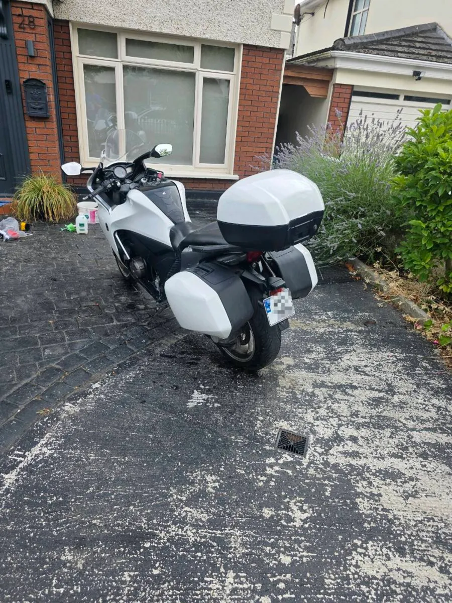 Honda VFR 1200F - Image 4