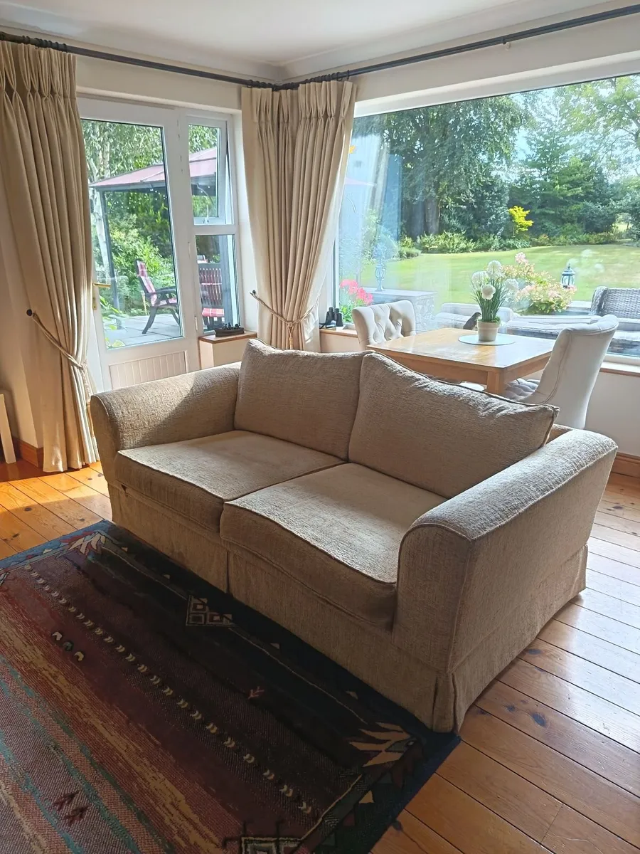 Couch - Image 3