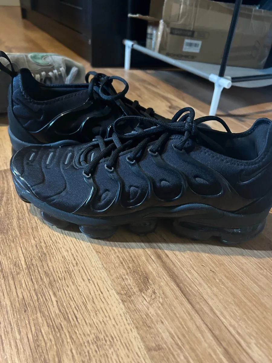 Trainers - Image 1