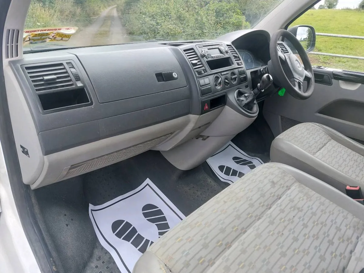 Volkswagan transporter crewcab - Image 3