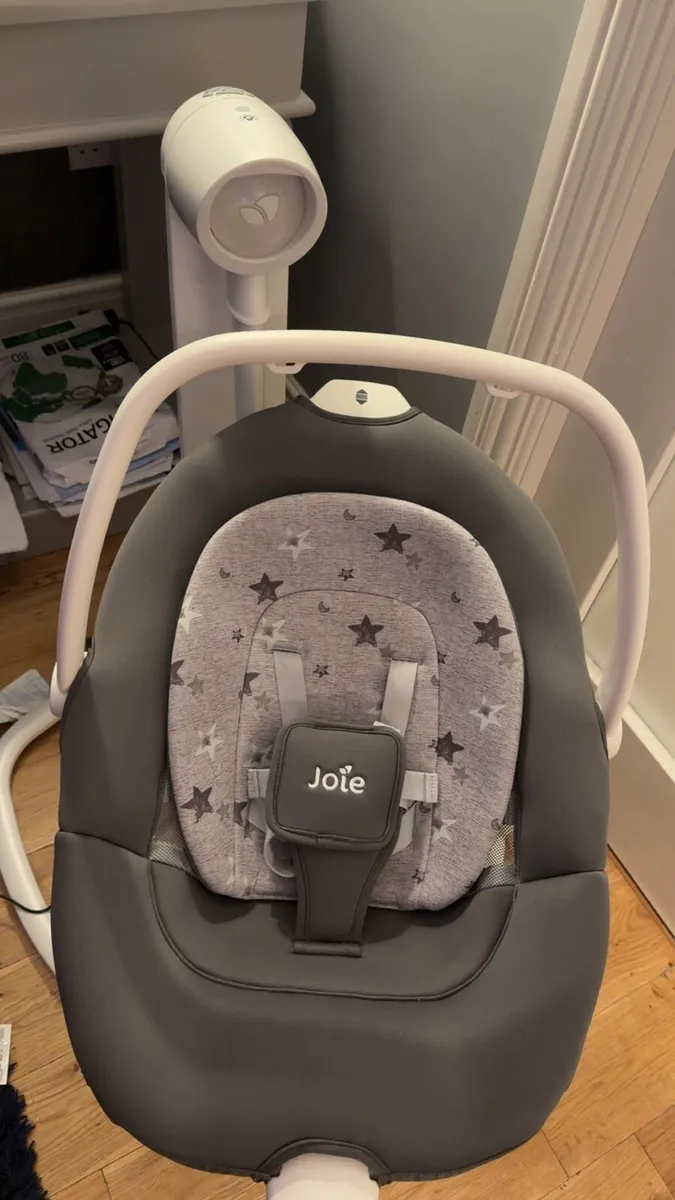 Joie 2 in 1 swing chair - Image 4