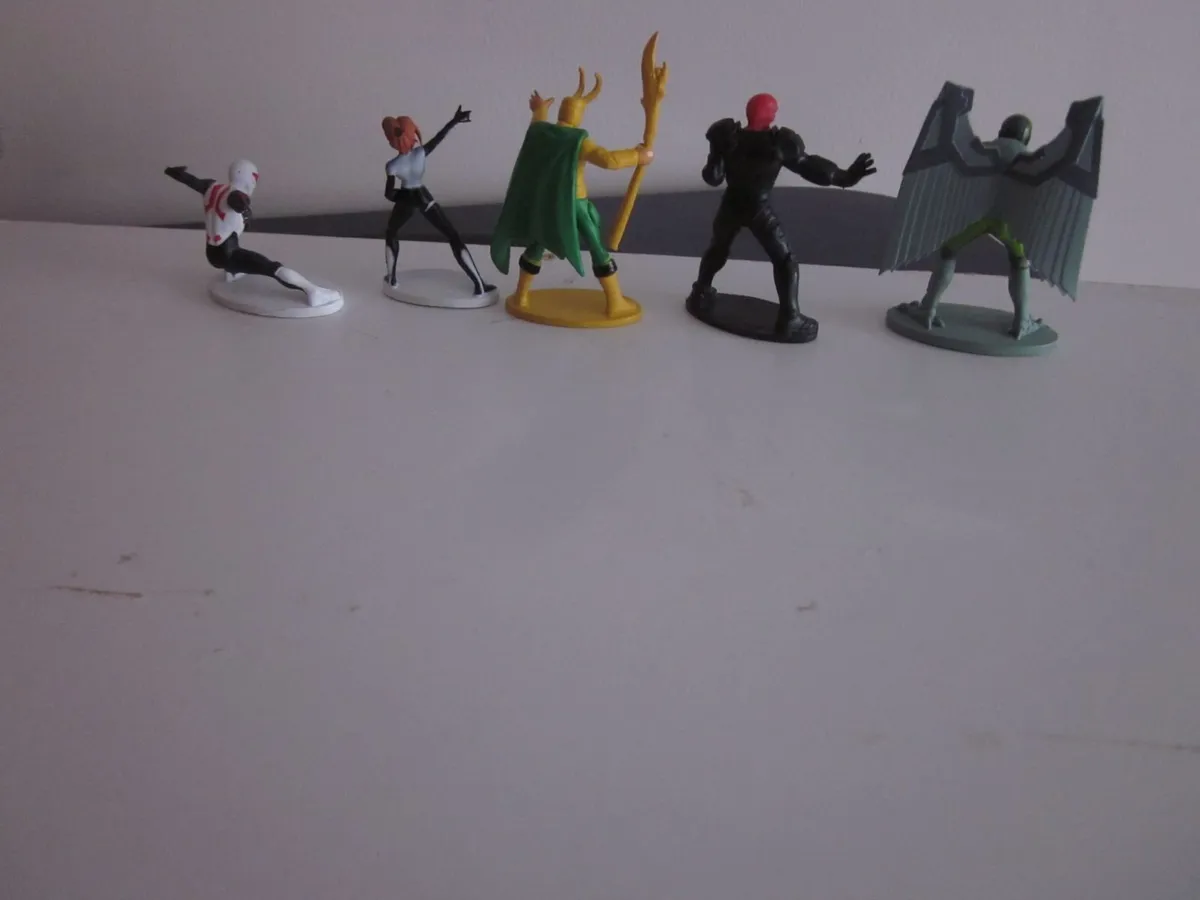 Marvel Mini Figures X5 - Image 3