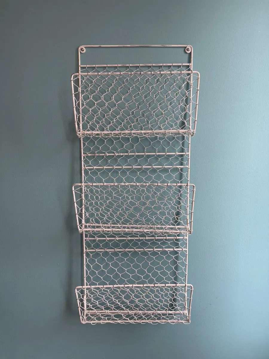 Wire Storage Hanger - Image 1