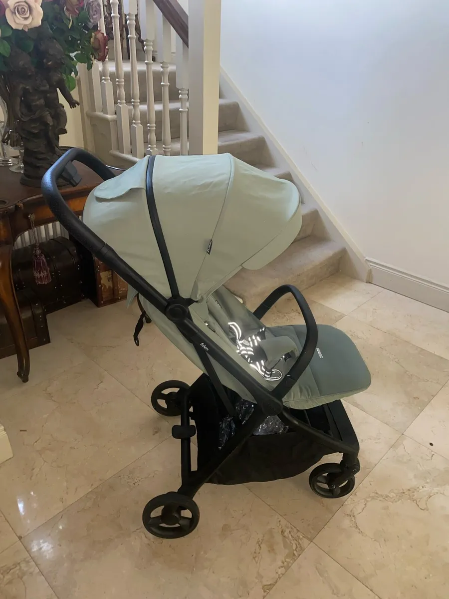 Zumi Eden compact stroller - sage green - Image 1