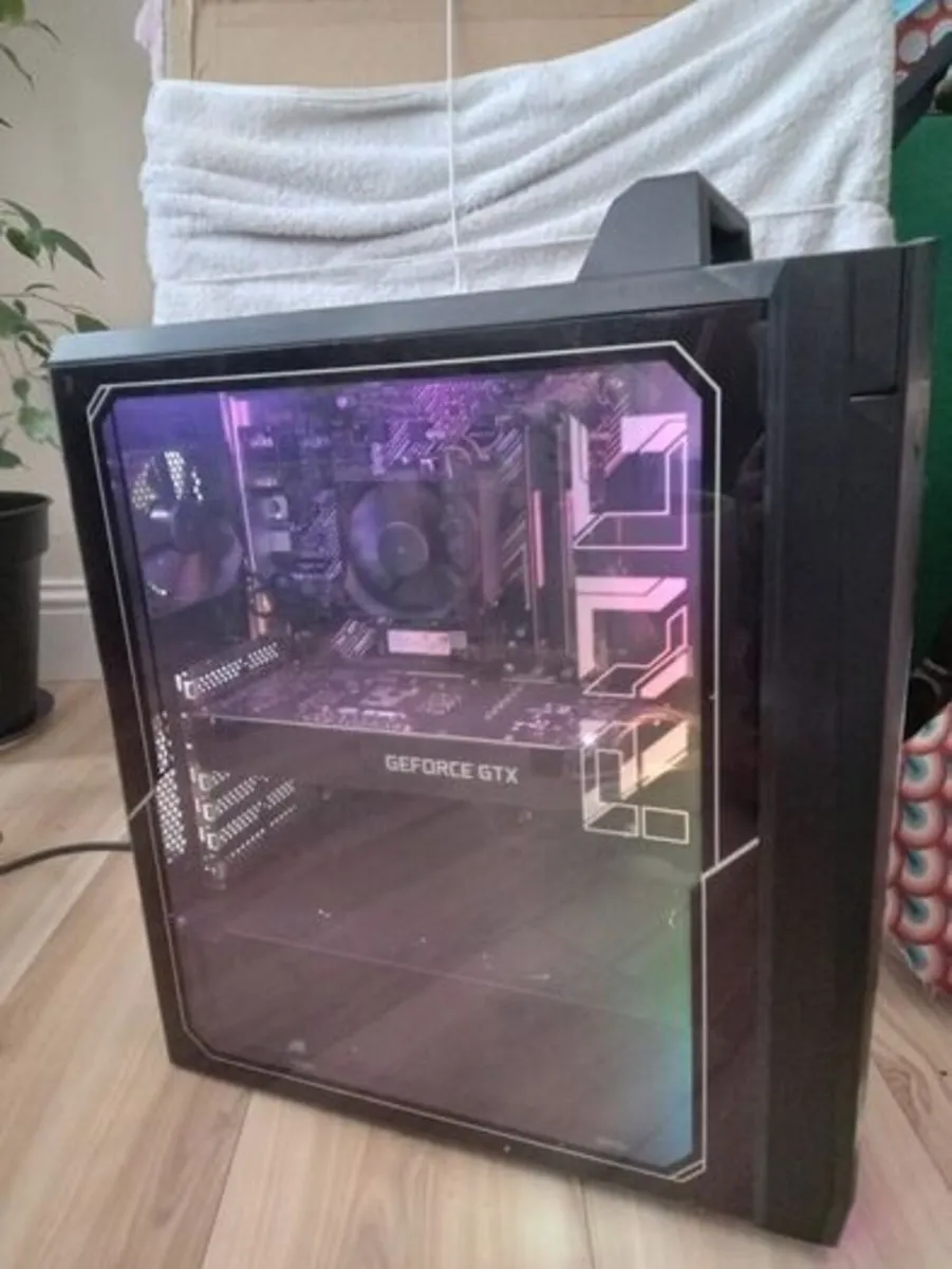 Rog Gaming Pc - Asus Rog Strix G15dk - Image 1
