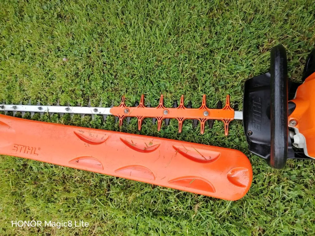 Hedge trimmer - Image 3