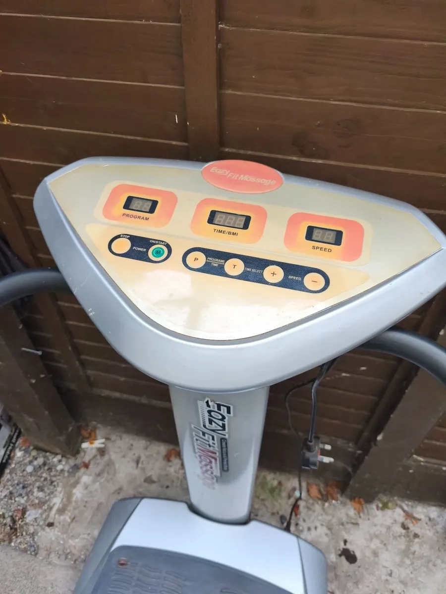 Fitness Vibration plate machine - Image 2