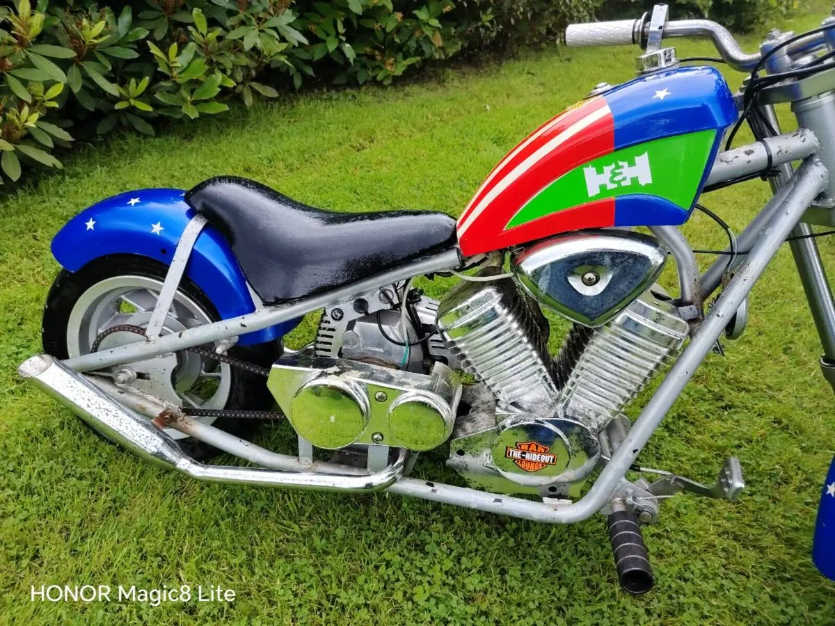 Motorcycle - Image 4