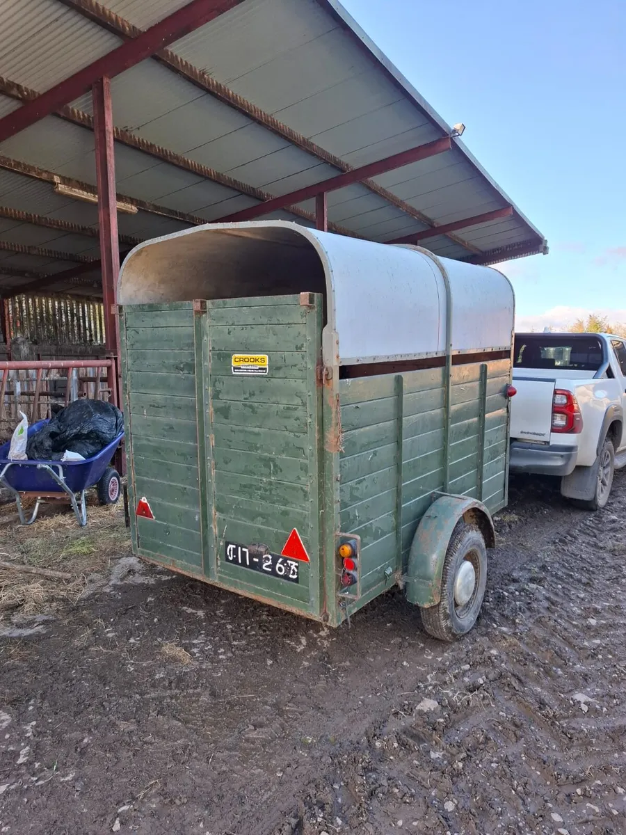 Crooks Cattle Trailer - Image 2