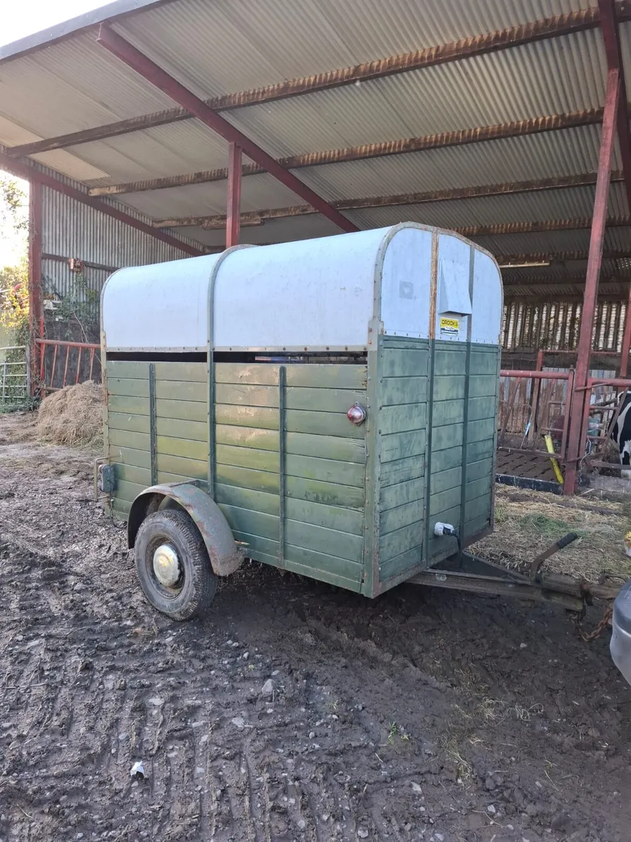 Crooks Cattle Trailer - Image 1