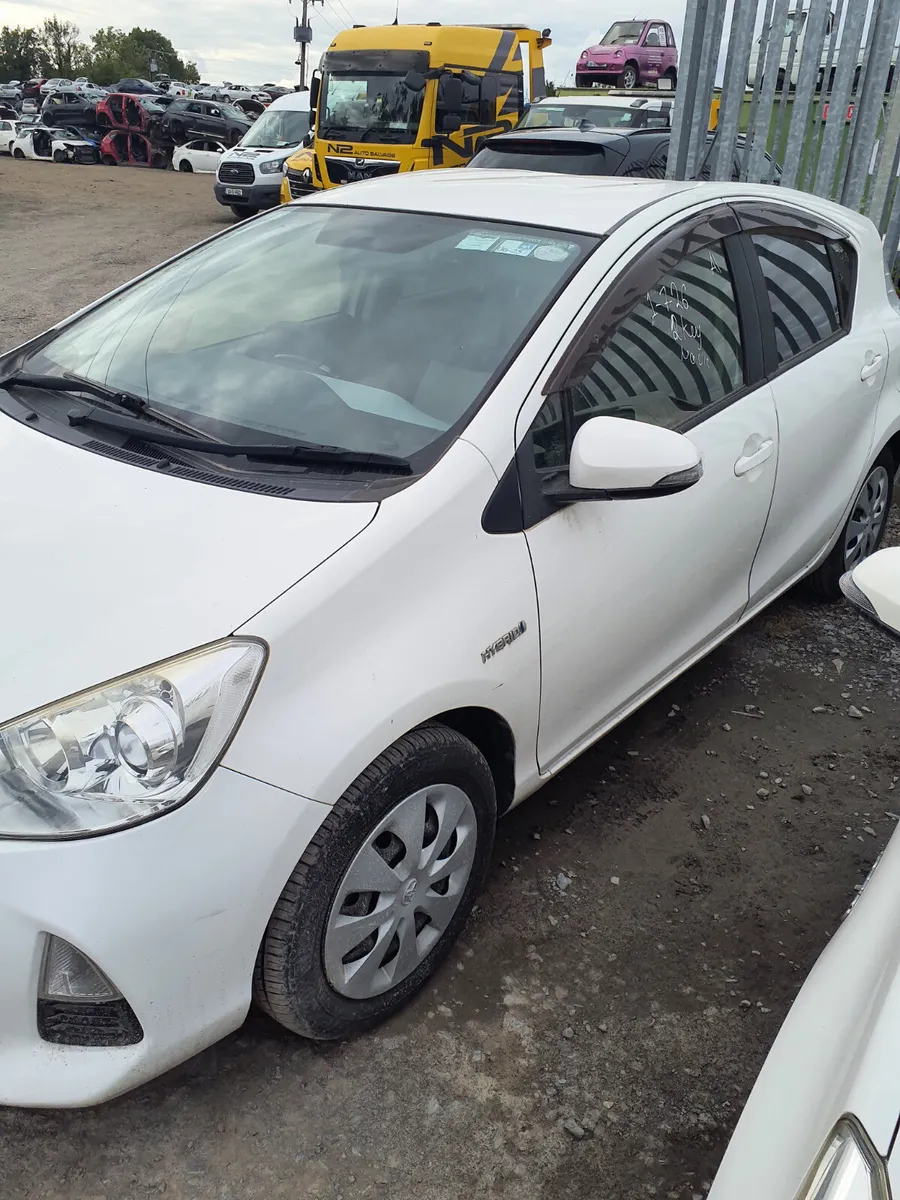 Toyota Aqua 2014 theft damage,  ignition - Image 3