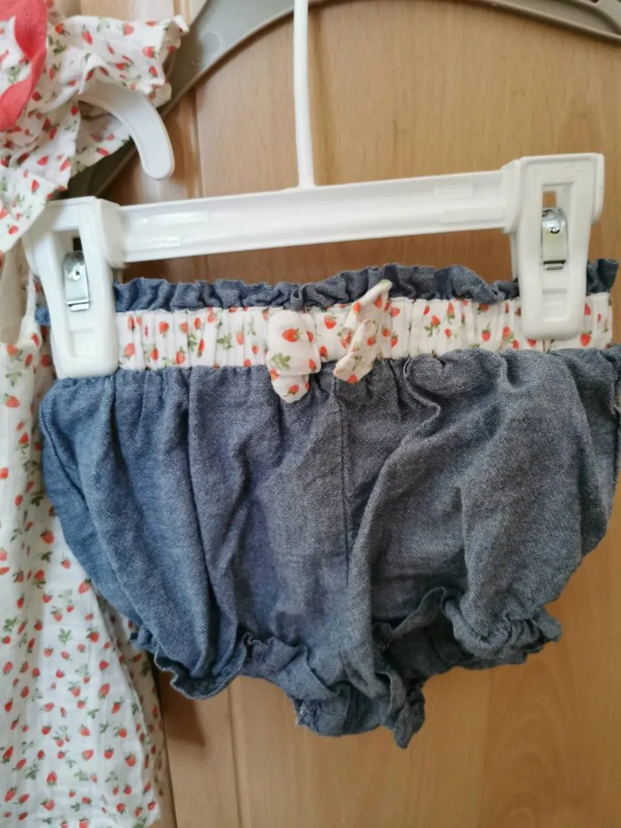 Baby girl outfit - Image 3