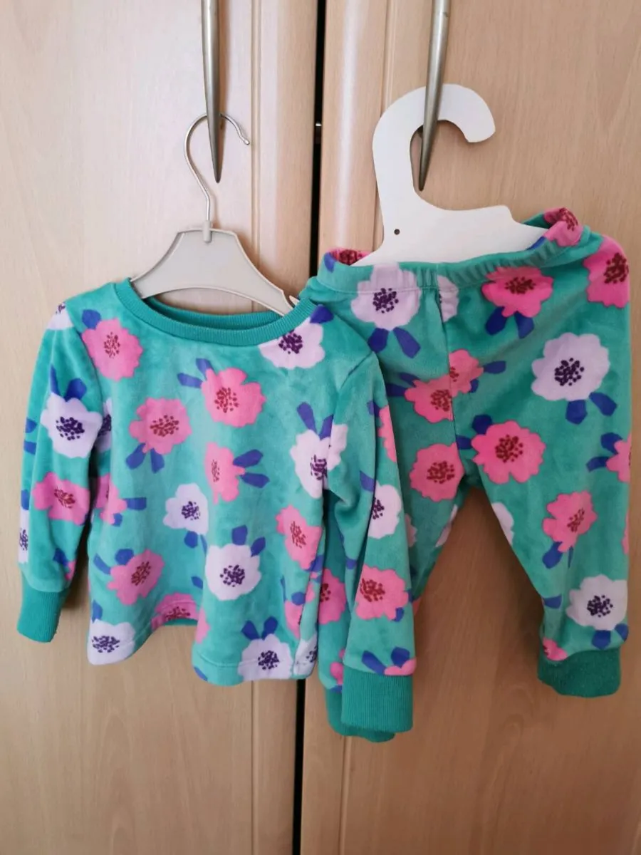 Baby girl outfit - Image 1