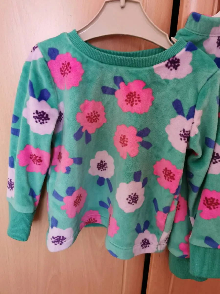Baby girl outfit - Image 2