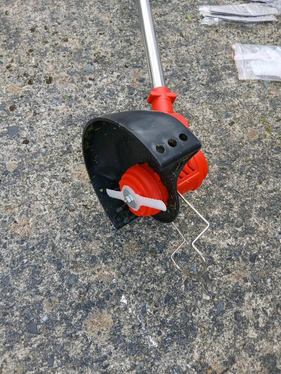 Cordless lawn trimer brand new - Image 3