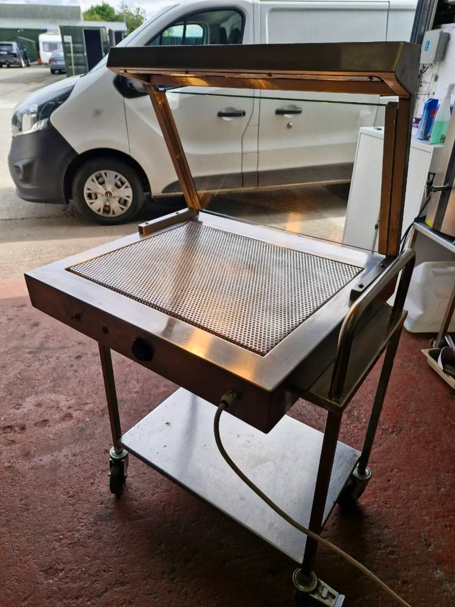 Carvery Station with Hot Lamps and Base Heat - Image 2