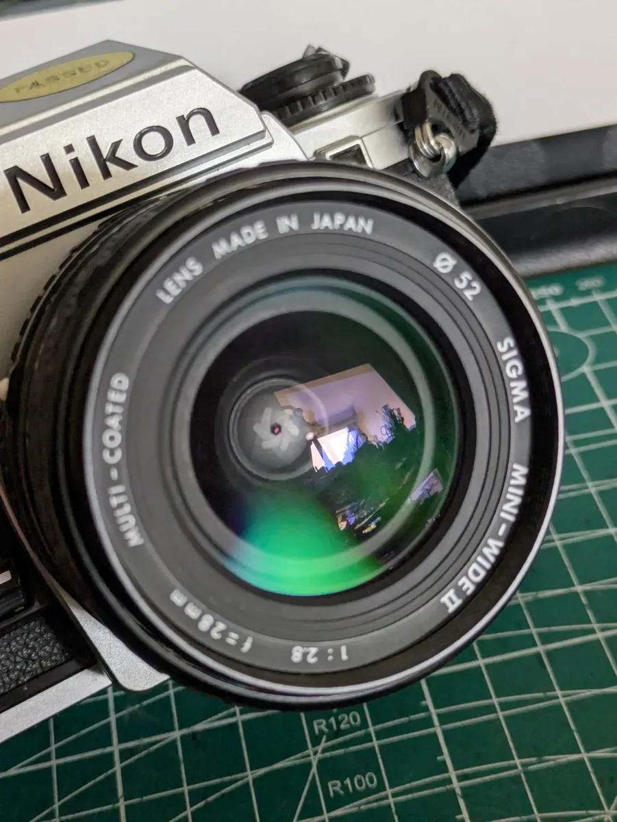 🎞️ Nikon FG-20 + 28mm/2.8 wide angle lens - Image 2