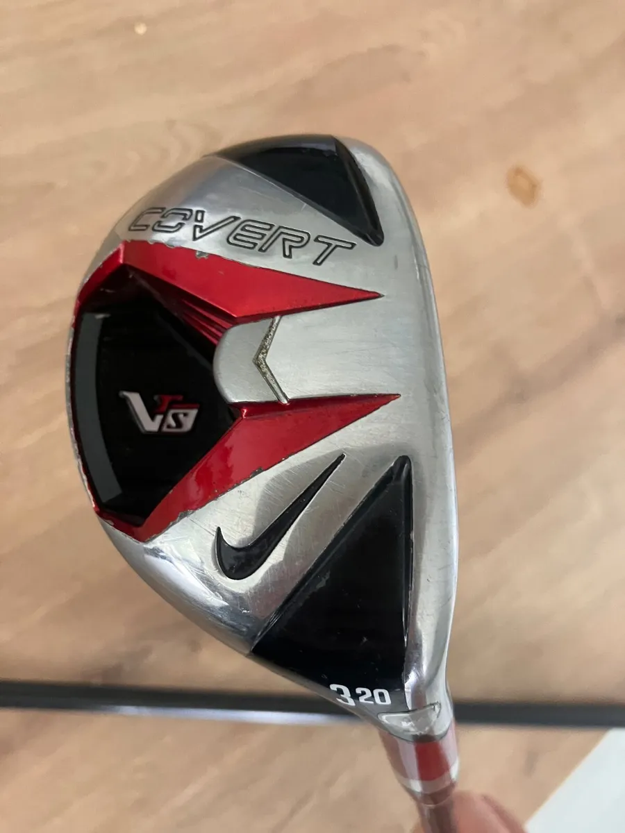 Nike Covert Hybrid - Image 1