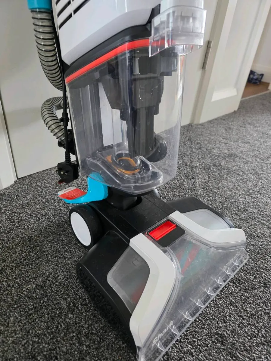Shark CarpetXpert Deep Carpet Cleaner - Image 2