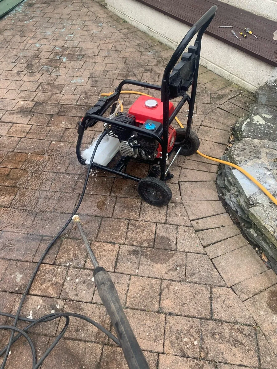 Petrol Power washer for sale - Image 2