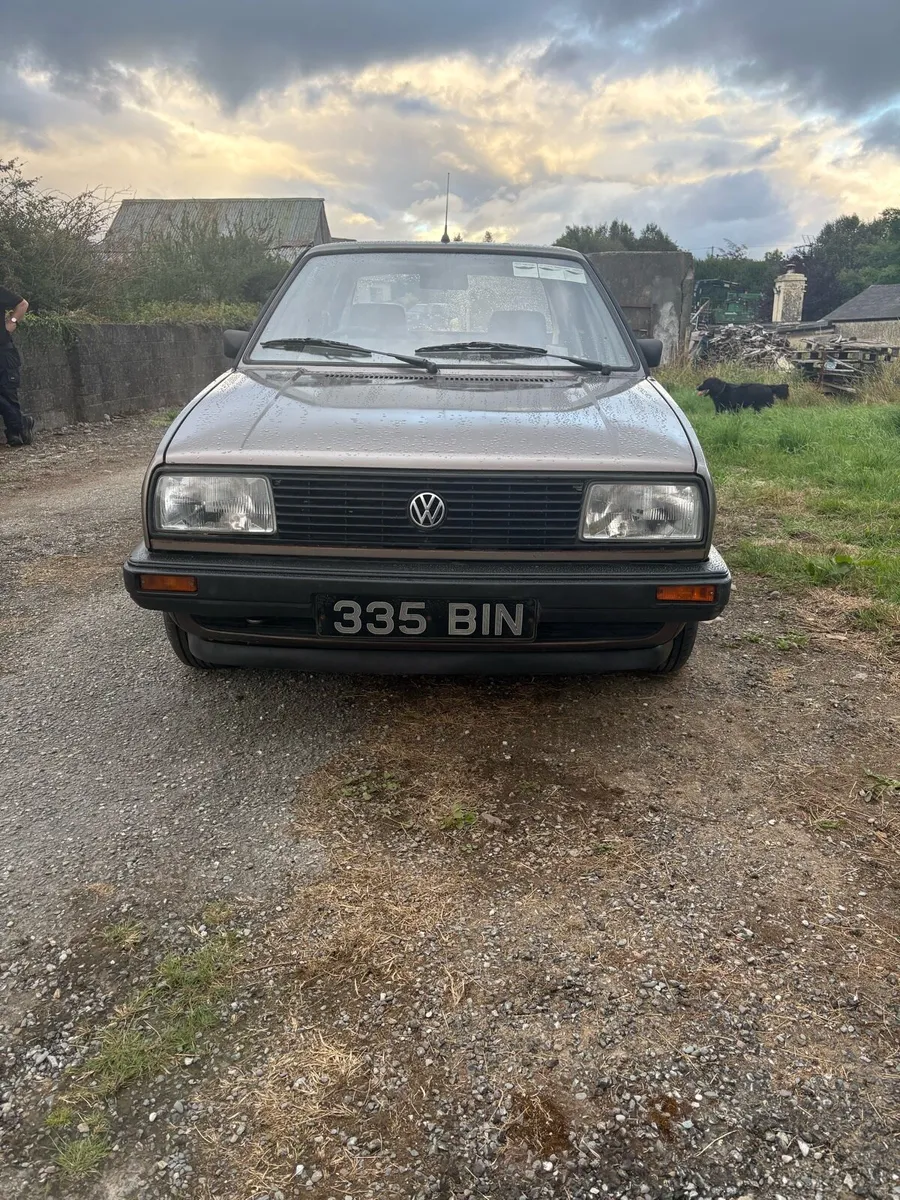 Volkswagon Jetta - Image 3