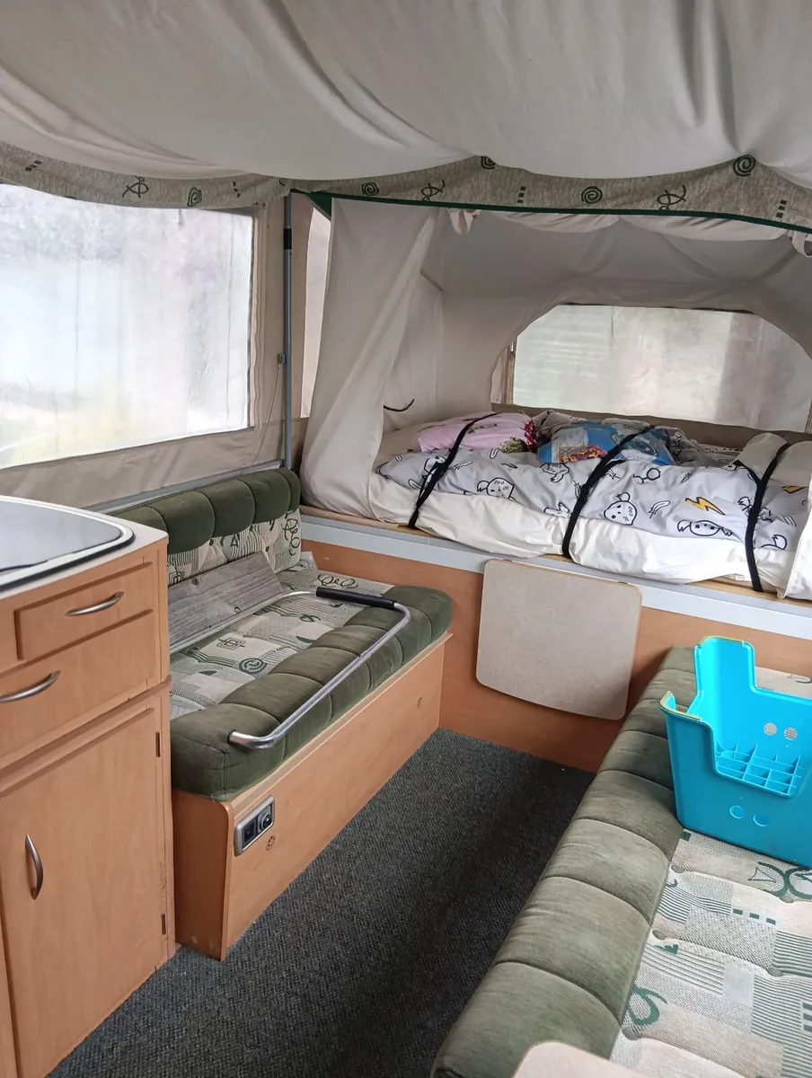Trailer tent - Image 2