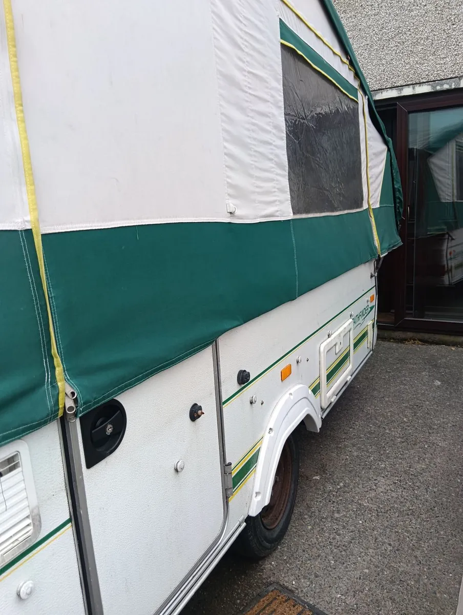 Trailer tent - Image 3