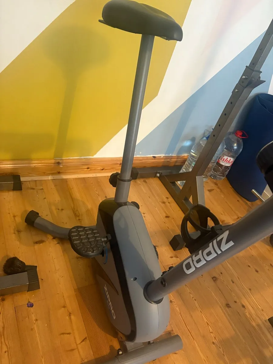 Exercise bike - Image 4