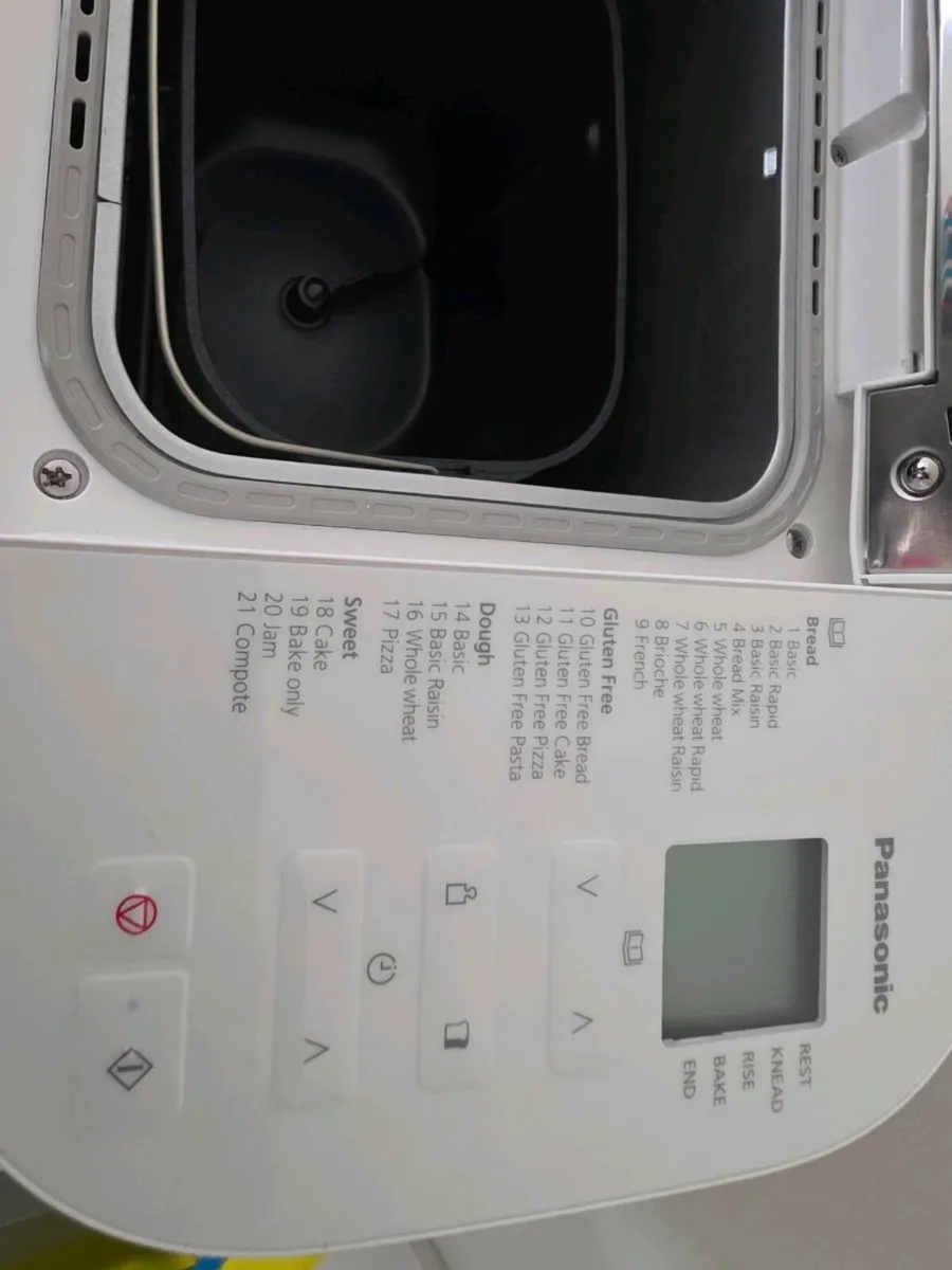 Panasonic automatic bread maker - Image 3