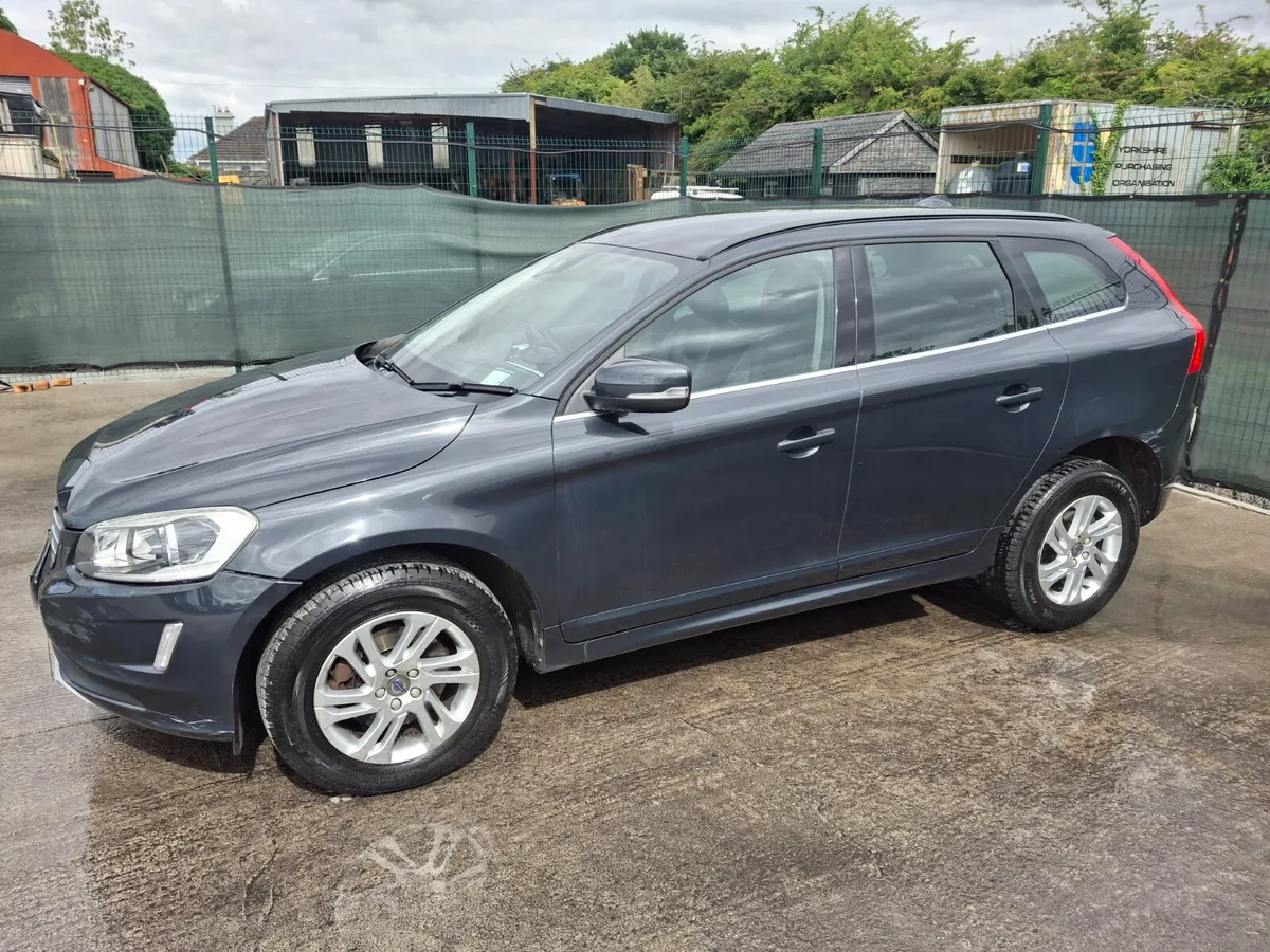 2017 Volvo XC60  Design  2.0 Diesel - Image 1
