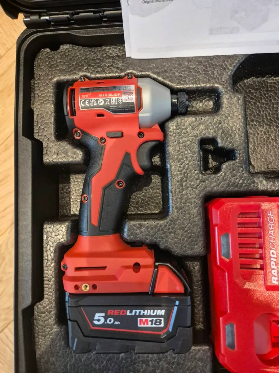 Milwaukee M18 Brushless Combi Drill & Impact Kit - Image 2