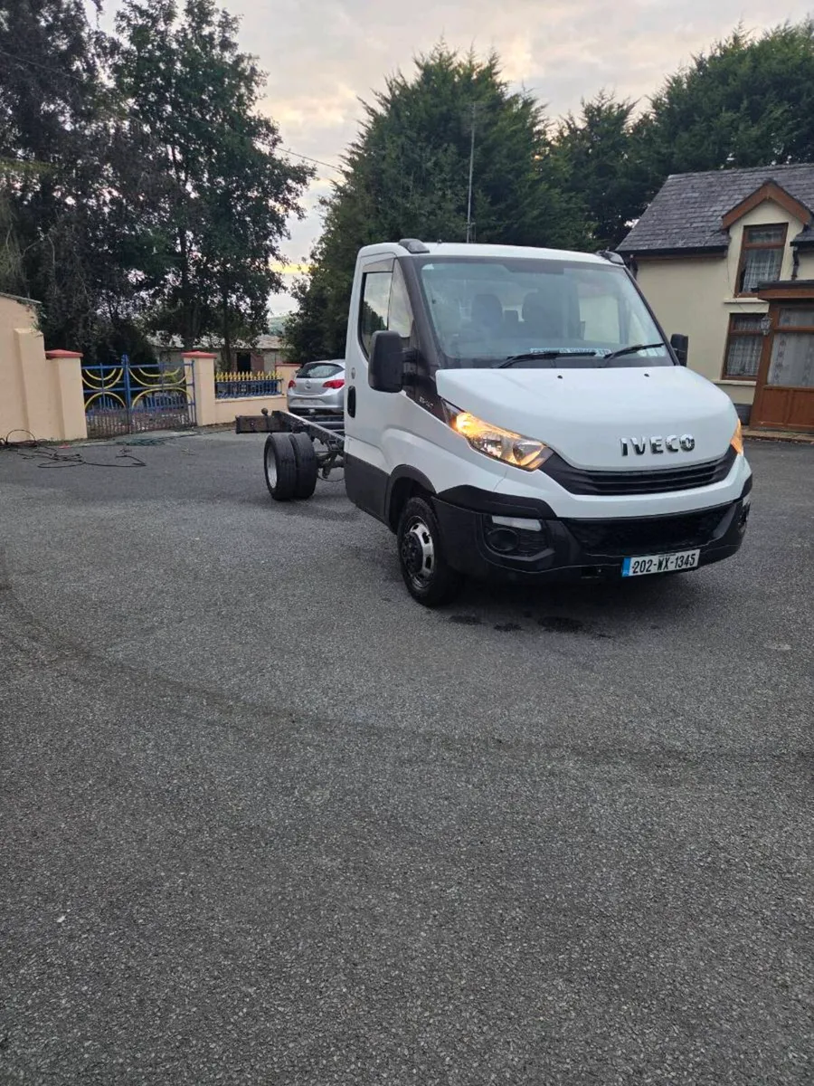 Iveco Daily Twin Wheel Chassis and cab - Image 1