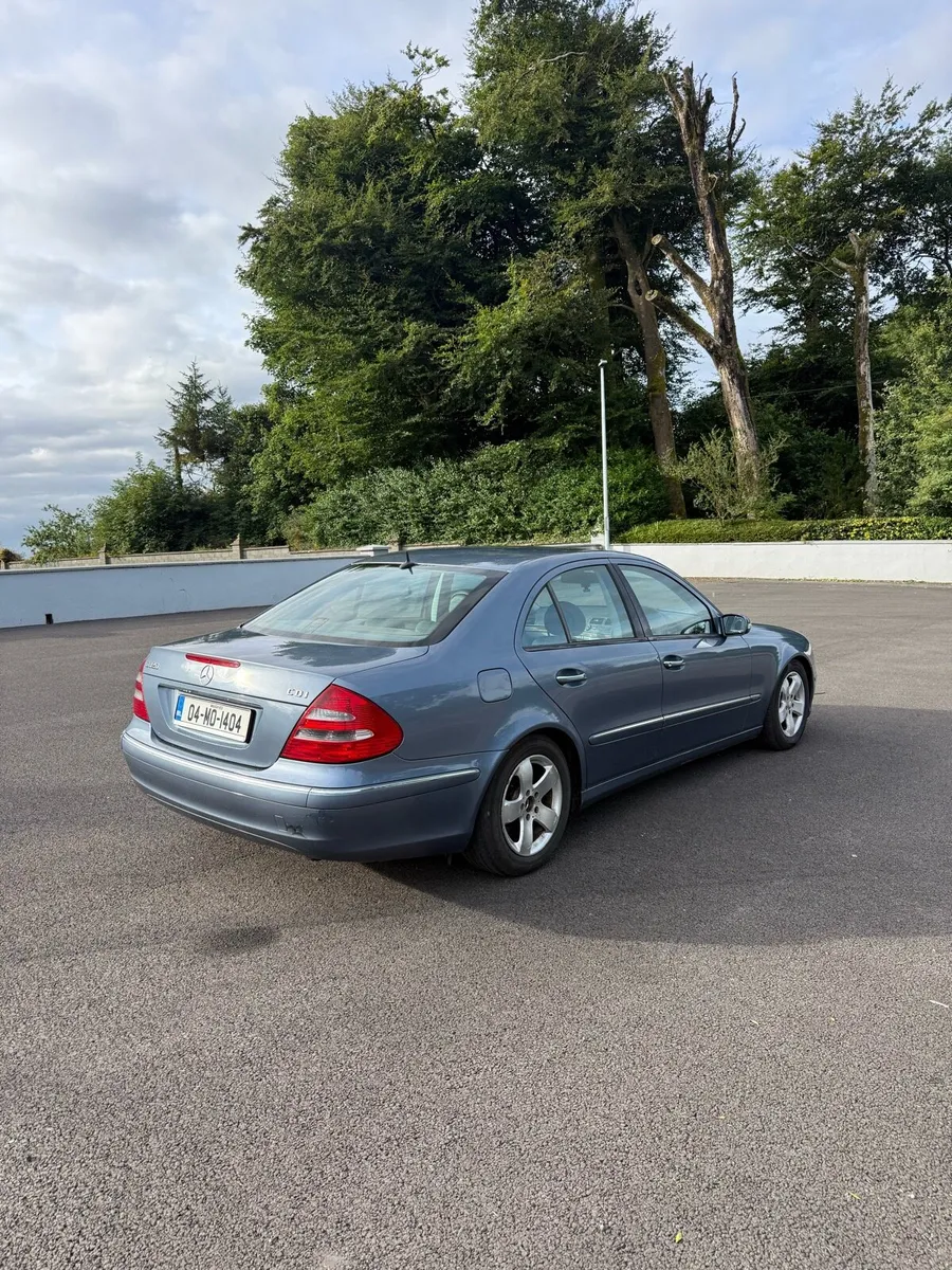Mercedes E320 CDI - Image 4