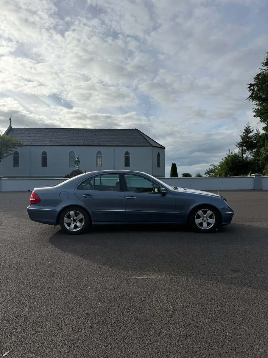 Mercedes E320 CDI - Image 1