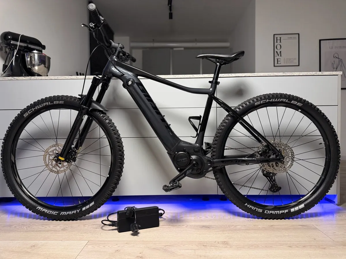 GIANT Fathom E+ 2 PRO Electric Bike (EMTB) - Image 2