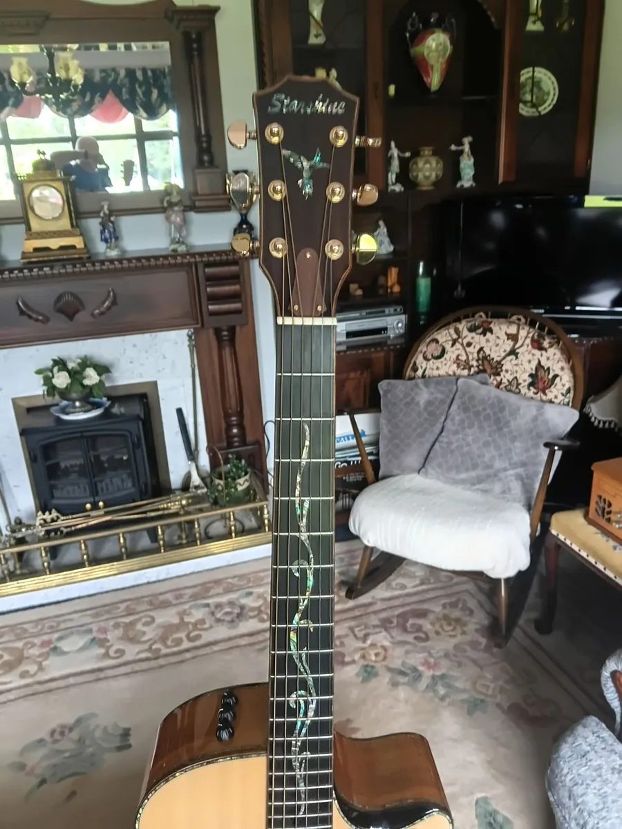 guitar - Image 2