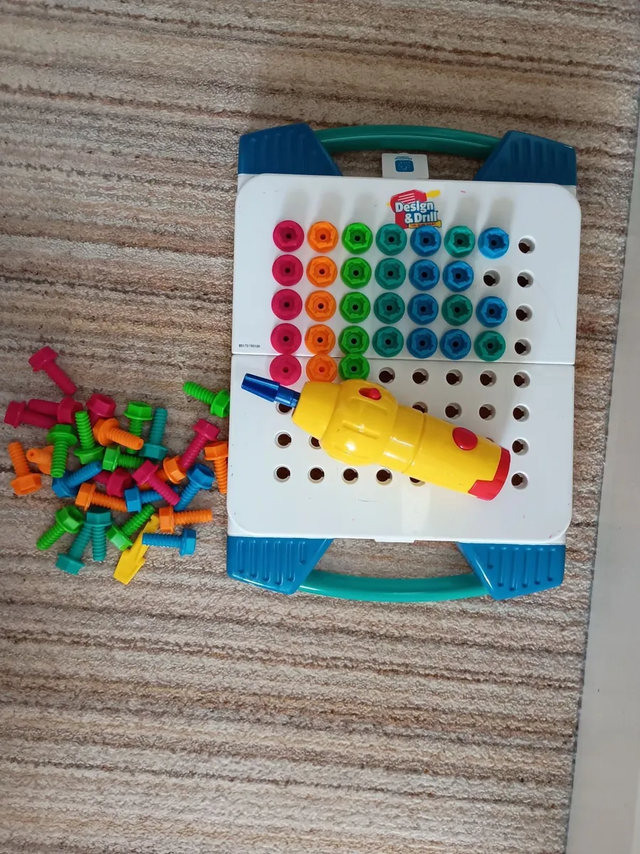 Battery Operated Screwdriver Set - Image 2