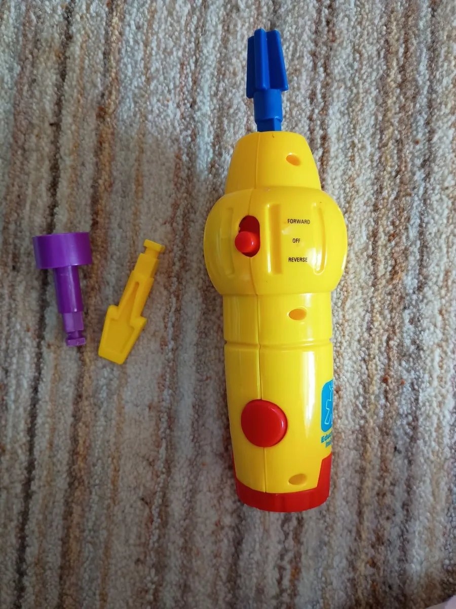 Battery Operated Screwdriver Set - Image 3