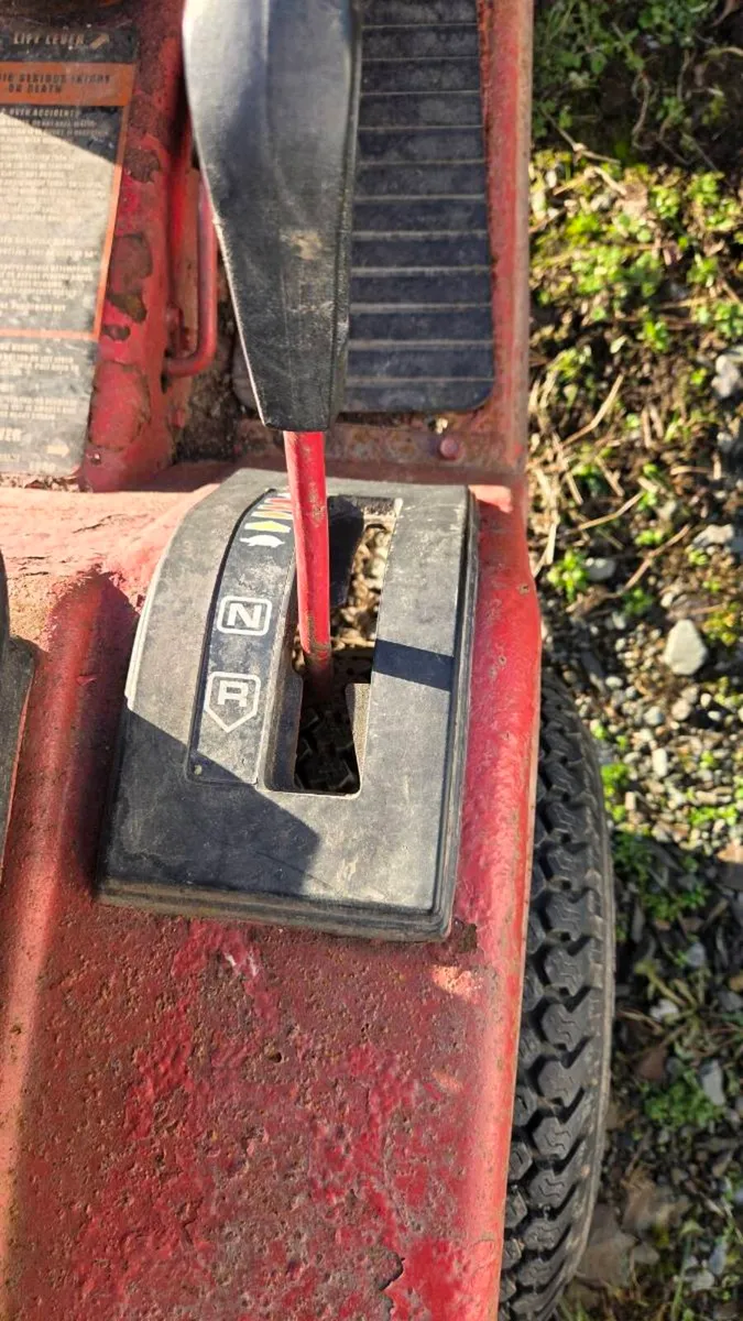 Ride on Lawnmower SCRAP - Image 4