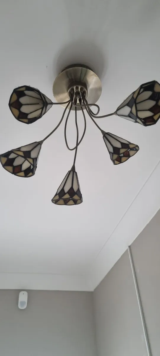 3x art deco style ceiling light fittings - Image 1